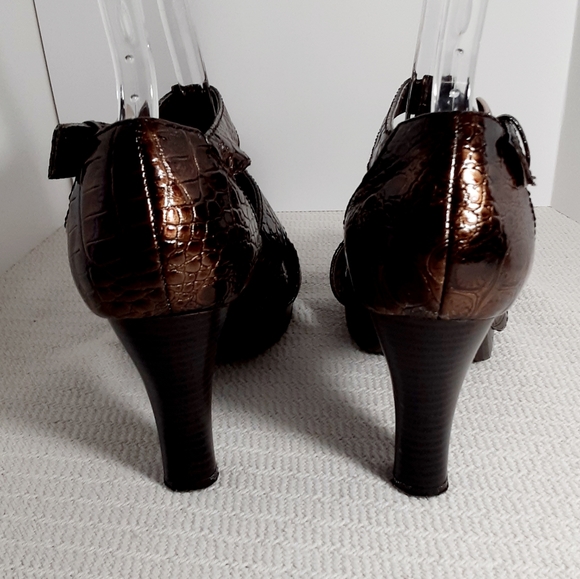 Maurices Bronze Cage Heels - Picture 4 of 6